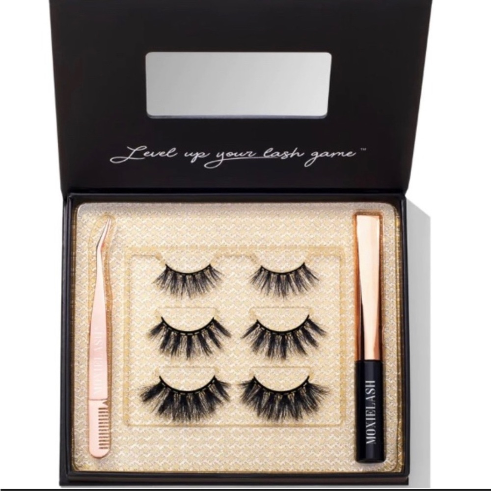 BRANDNEW MOXIELASH FULL GLAM MIX
MAGNETIC EYELASHES & EYELINER KIT
VeryBEAUTIFUL